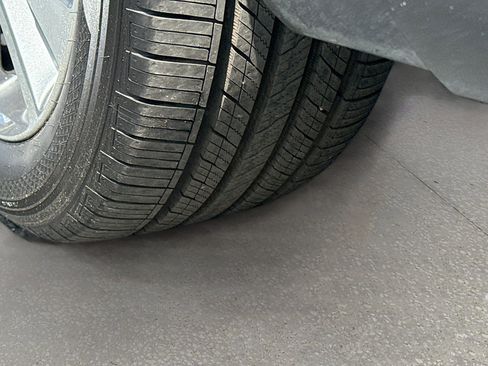 Used 2024 INFINITI QX60 Luxe image 46