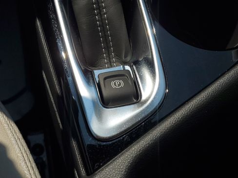 Used 2025 Buick Encore GX Sport Touring w/ Advanced Technology Package image 30