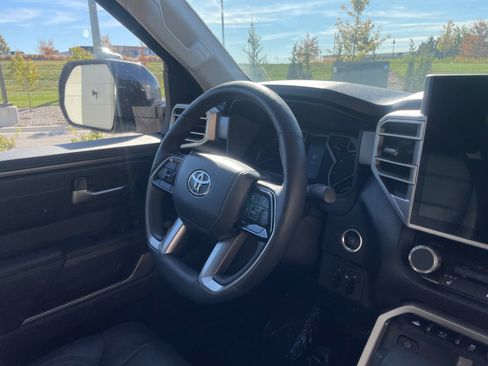 Used 2022 Toyota Tundra SR5 image 25