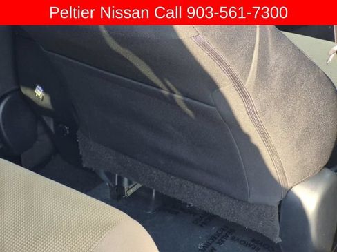 Used 2018 Toyota RAV4 XLE w/ Plus Extra Value Package FWD image 16