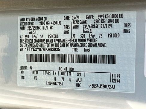 Used 2024 Ford Transit 150 Low Roof AWD image 28