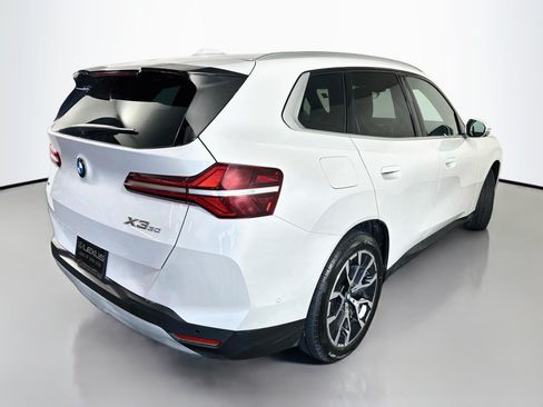 Used 2025 BMW X3 xDrive30i w/ Premium Package AWD/4WD image 7
