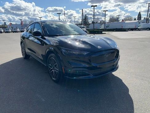 New 2026 Ford Mustang Mach-E Premium image 9