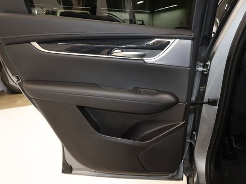 Certified 2025 Cadillac XT5 Premium Luxury image 21