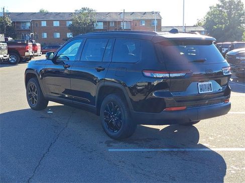 New 2025 Jeep Grand Cherokee L Altitude image 3