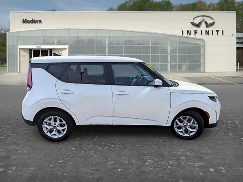 Used 2024 Kia Soul LX w/ Option Group 015 image 3