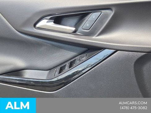 Used 2025 Chevrolet Equinox LT FWD image 26
