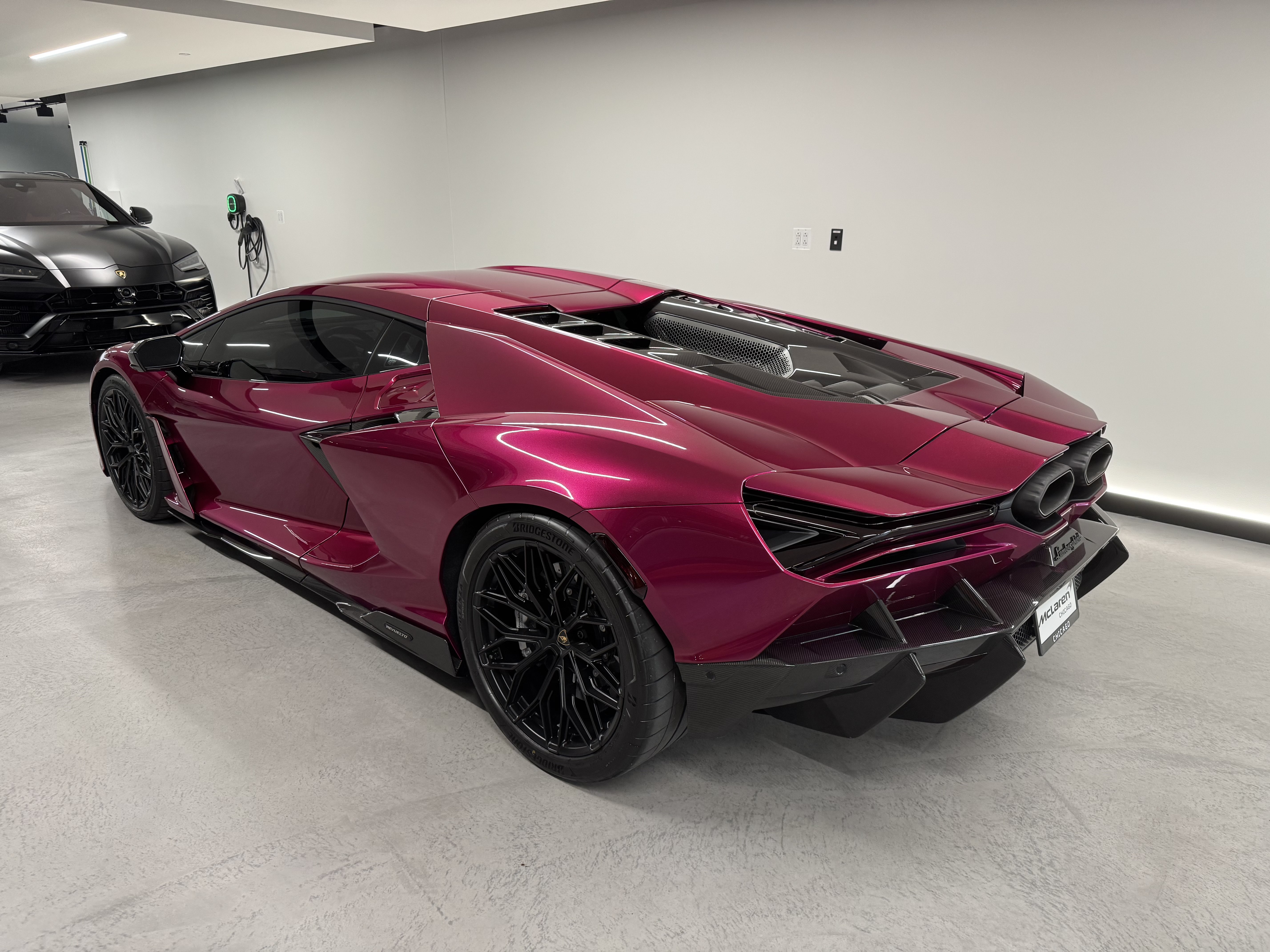 Used 2026 Lamborghini Revuelto AWD/4WD image 3