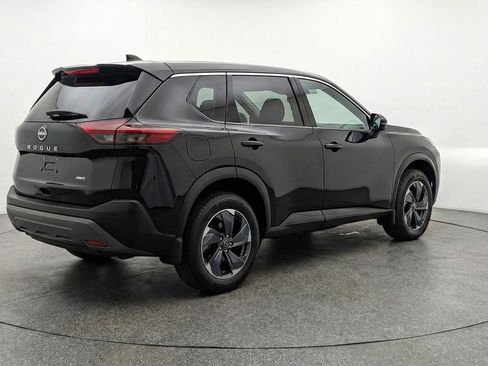 Used 2025 Nissan Rogue SV image 9