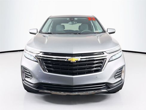 Used 2023 Chevrolet Equinox LT w/ LPO, Floor Liner Package AWD/4WD image 2