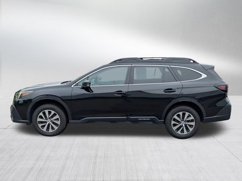 Used 2022 Subaru Outback Premium AWD/4WD image 4
