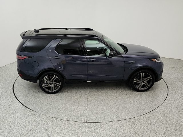 New 2026 Land Rover Discovery Limited Edition AWD/4WD image 16