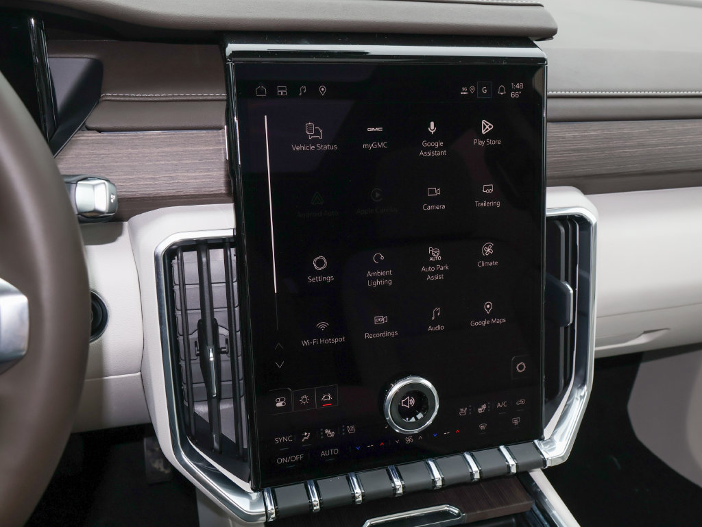 New 2027 GMC Acadia Denali w/ Denali Reserve Package FWD image 18