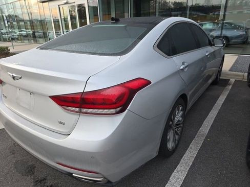 Used 2017 Genesis G80 3.8 w/ Option Group 02 image 3