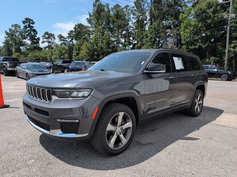 Used 2022 Jeep Grand Cherokee L Limited AWD/4WD image 4