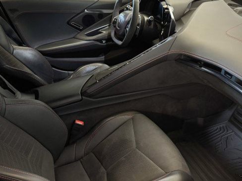 Used 2024 Chevrolet Corvette Stingray Premium Cpe w/ Z51 Performance Package RWD image 14