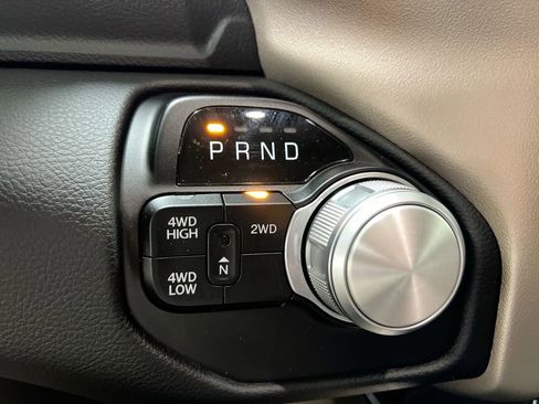 Used 2022 RAM 2500 Laramie AWD/4WD image 16