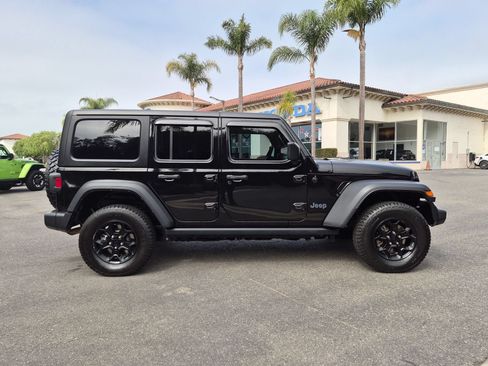 Used 2023 Jeep Wrangler Unlimited AWD/4WD image 6