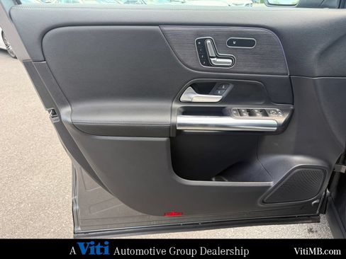 Certified 2022 Mercedes-Benz GLA 250 4MATIC image 16