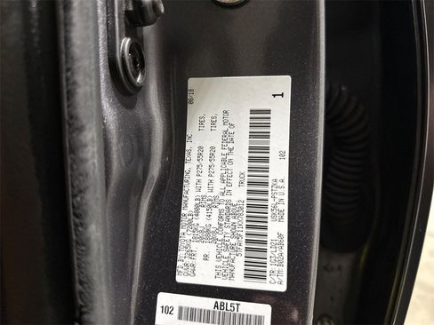 Used 2019 Toyota Tundra image 29