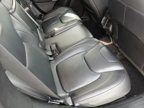 Used 2017 Jeep Cherokee High Altitude image 12