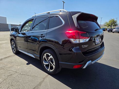 Used 2024 Subaru Forester Touring w/ POP Package 3 AWD/4WD image 4