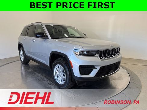 New 2025 Jeep Grand Cherokee Laredo w/ Luxury Tech Group I image 1