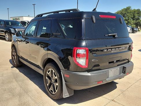 Used 2023 Ford Bronco Sport Outer Banks w/ Tech Package AWD/4WD image 2
