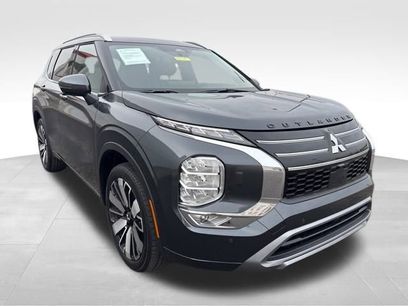 Used 2025 Mitsubishi Outlander SEL