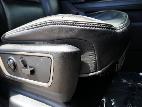 Used 2019 RAM 1500 Limited AWD/4WD image 64