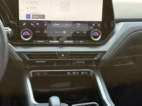Used 2025 Lexus TX 350 AWD w/ Technology Package image 18