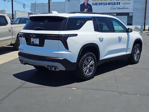 New 2026 Chevrolet Traverse LT FWD image 6