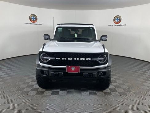 Used 2023 Ford Bronco Wildtrak image 18