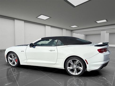 Used 2024 Chevrolet Camaro LT w/ Technology Package image 7