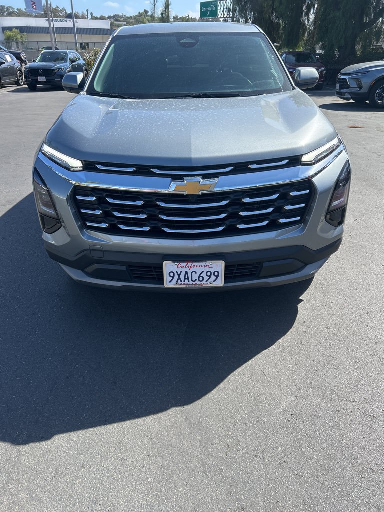 Used 2026 Chevrolet Equinox LT AWD/4WD image 4