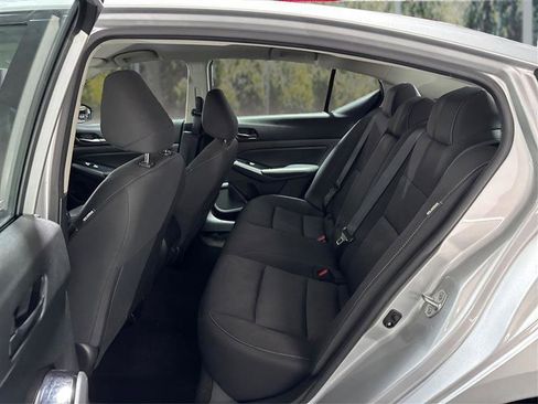 Used 2023 Nissan Altima 2.5 SV image 10