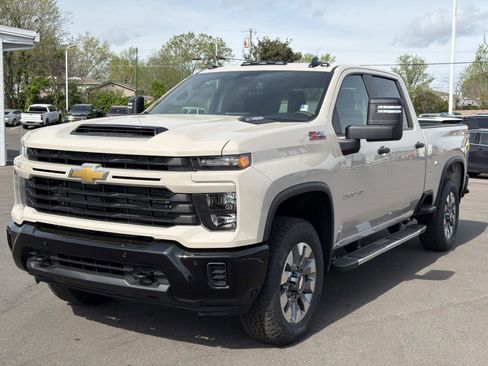 New 2026 Chevrolet Silverado 2500 Custom w/ Custom Value Package AWD/4WD image 10