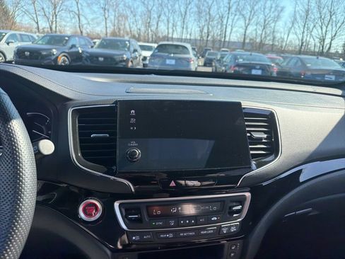 Used 2023 Honda Passport Elite image 15