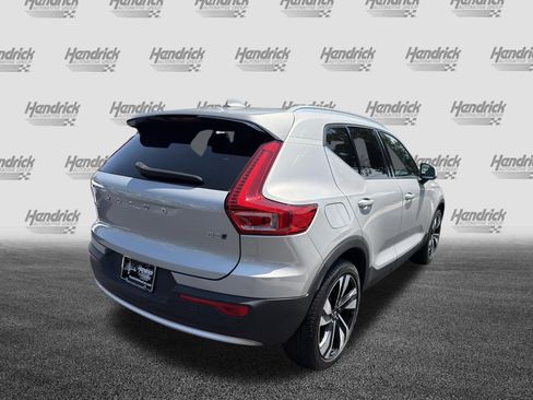 Used 2023 Volvo XC40 B5 Plus w/ Driver Assist Package AWD/4WD image 10