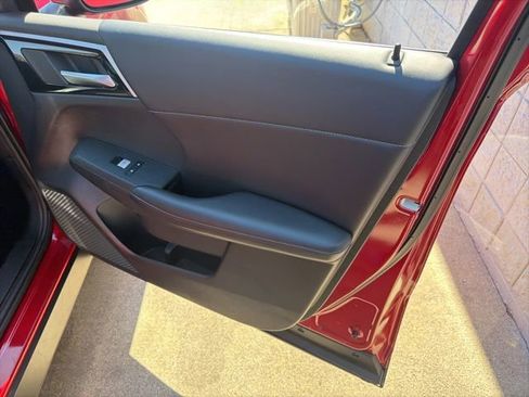 Used 2024 Mitsubishi Outlander SE image 14