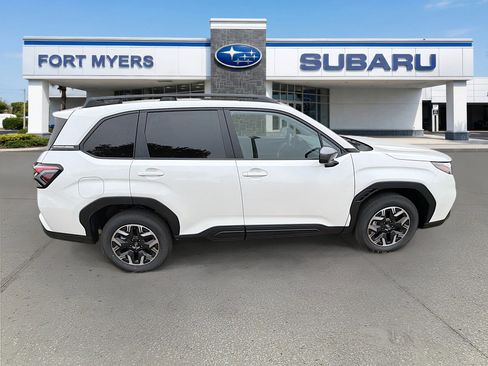 New 2026 Subaru Forester Premium AWD/4WD image 2