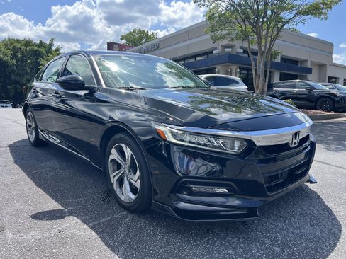 Used 2018 Honda Accord EX-L image 7