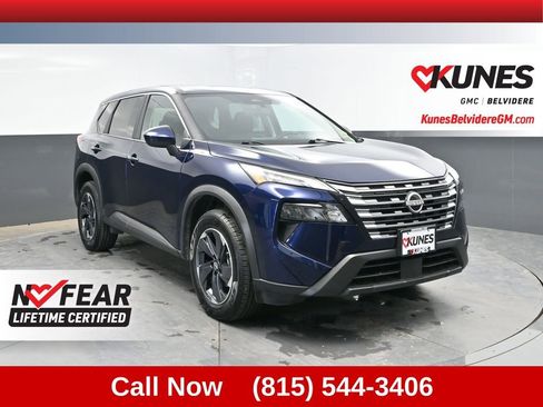 Used 2025 Nissan Rogue SV AWD/4WD image 1