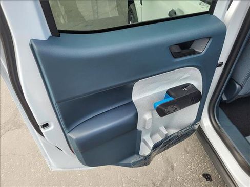 New 2025 Ford Maverick XLT w/ XLT Luxury Package image 8