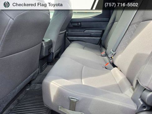 Certified 2025 Toyota Tacoma SR5 AWD/4WD image 26