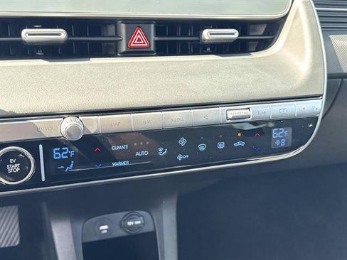 Used 2024 Hyundai Ioniq 5 SEL RWD image 21