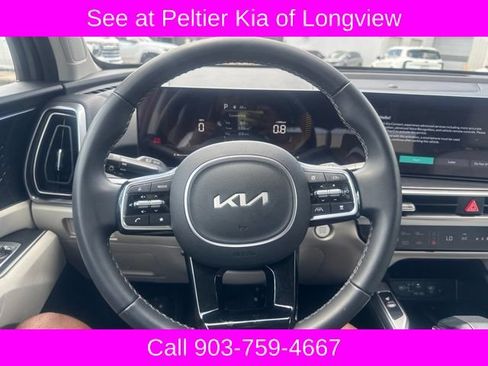 Used 2025 Kia Sorento S FWD image 15