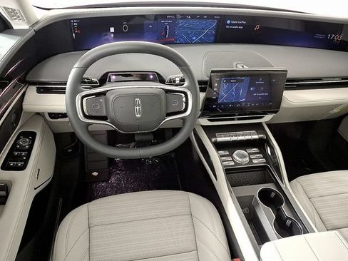 Used 2026 Lincoln Nautilus Reserve w/ Jet Appearance Package AWD/4WD image 10