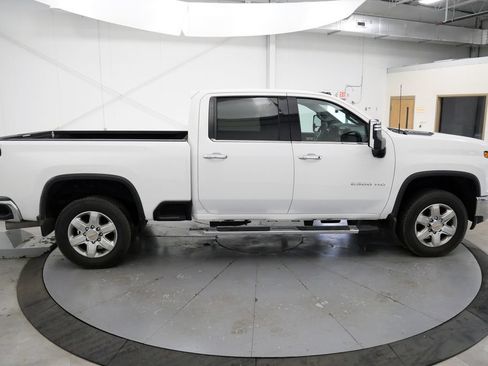 Used 2021 Chevrolet Silverado 2500 LTZ w/ LTZ Premium Package AWD/4WD image 8