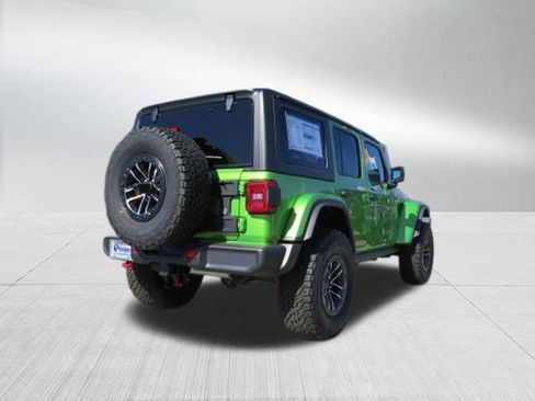 New 2025 Jeep Wrangler Unlimited Rubicon w/ XTREMEE 35" Tire Package image 3